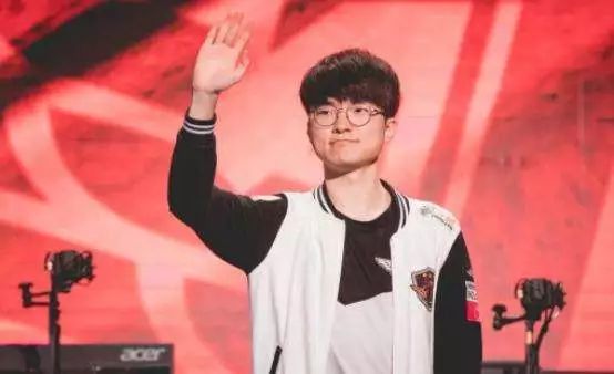 场下的球迷 场下的球迷