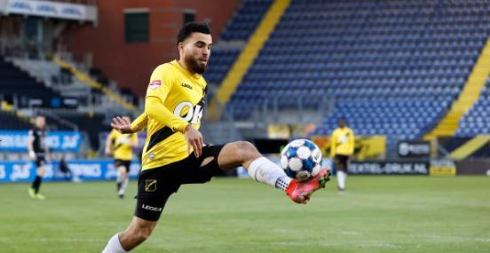 比赛中起到 比赛中起到