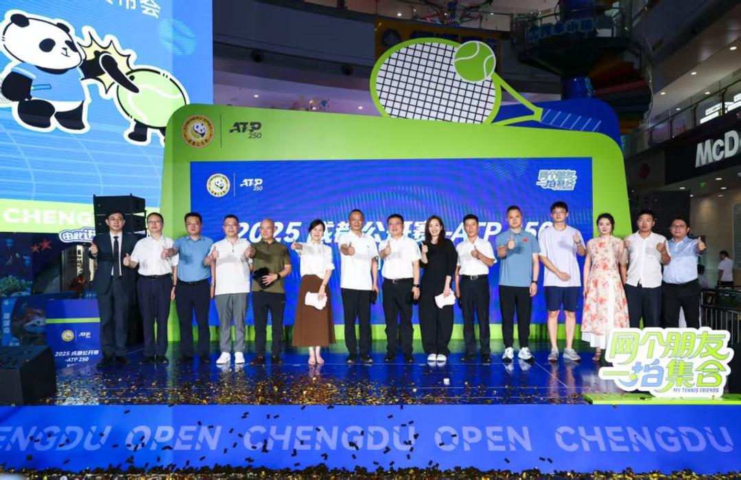 年轻球员在 年轻球员在