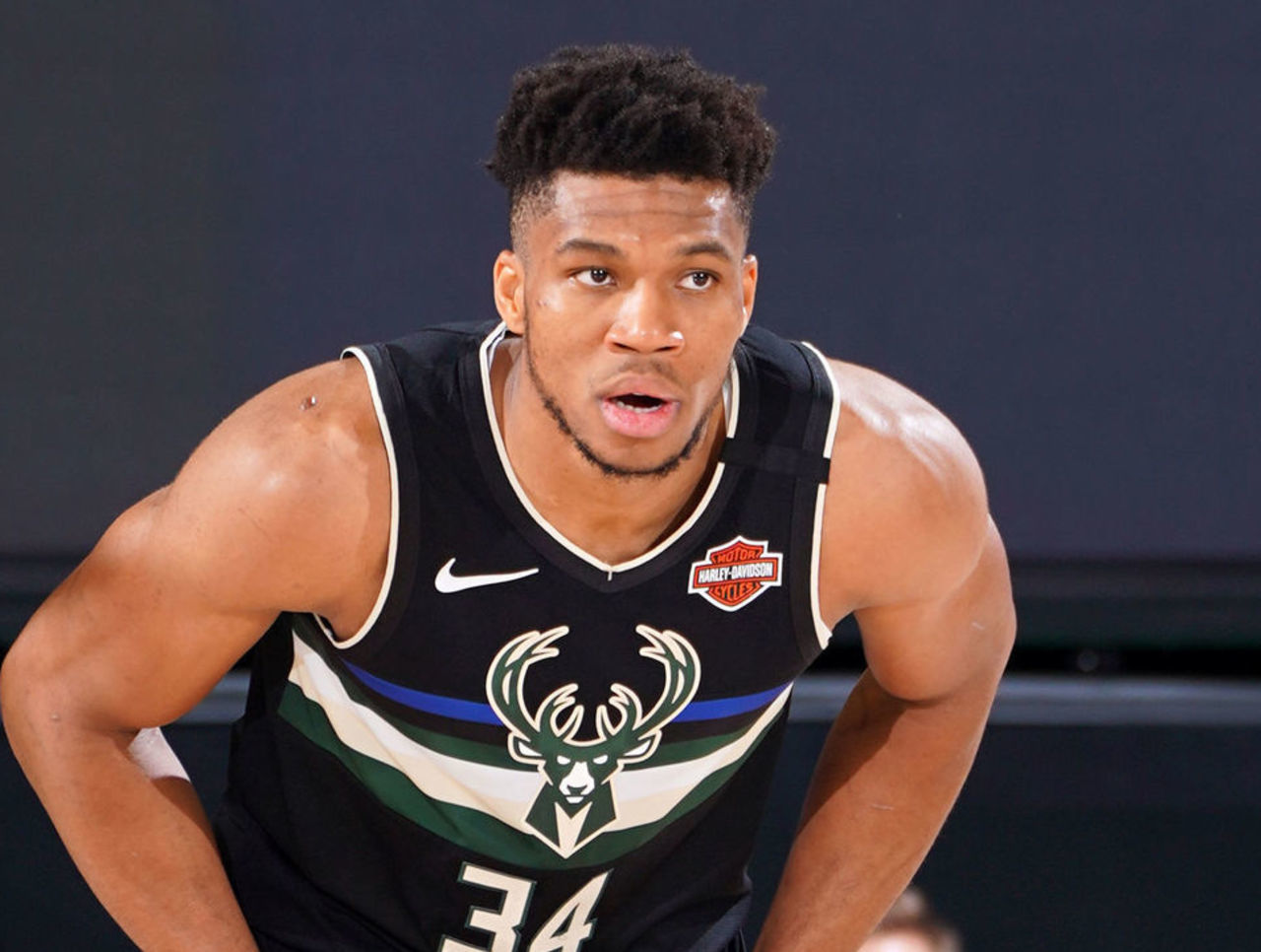 主教练和替 主教练和替