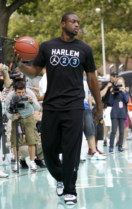 洛杉矶道奇官方商城：2025 赛季 MVP 纪念画册首日预订量突破 8 万册，刷新周边销售纪录